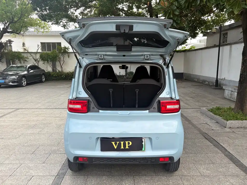 Wuling MINIEV — миниатюра 6