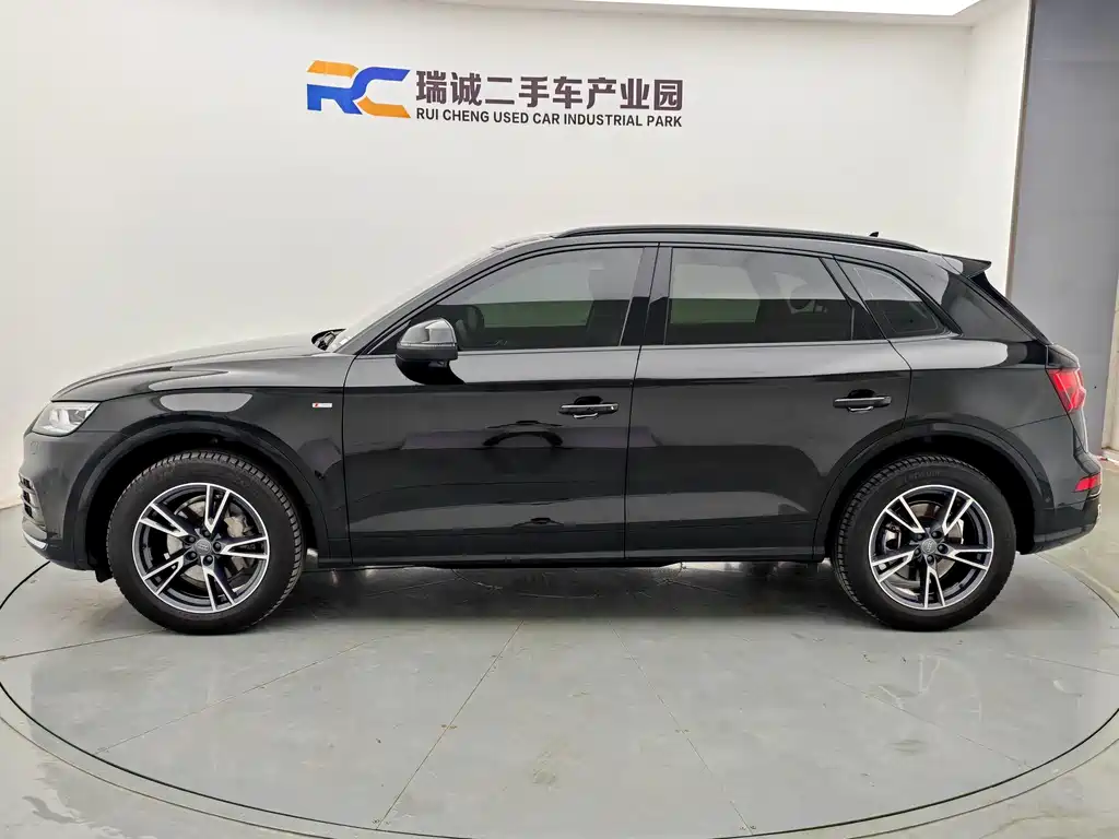 Audi Q5L — миниатюра 3