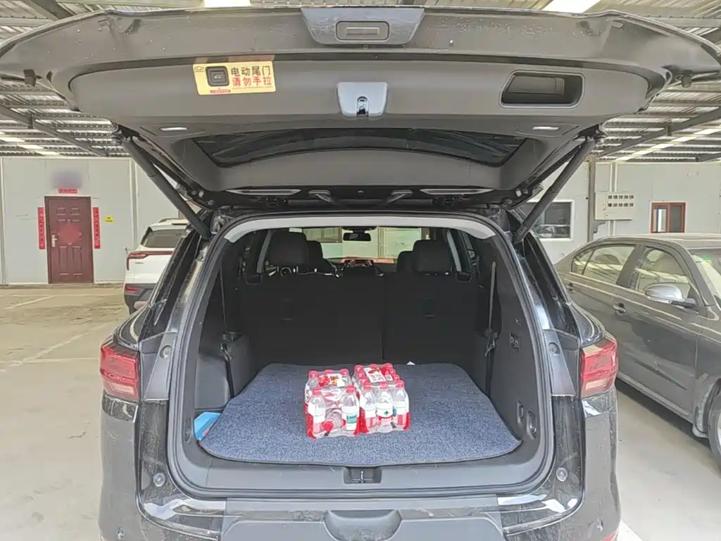 Chevrolet Blazer — миниатюра 15