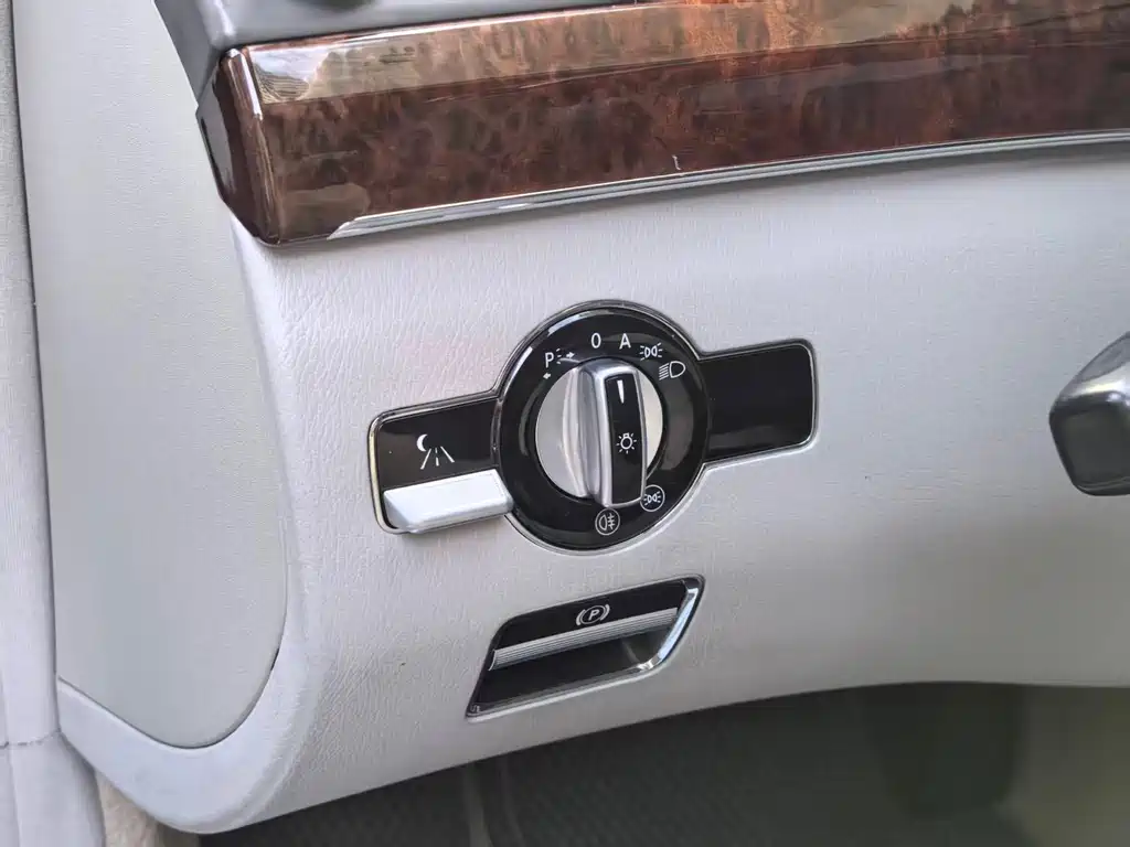 Mercedes-Benz S-Class — миниатюра 13