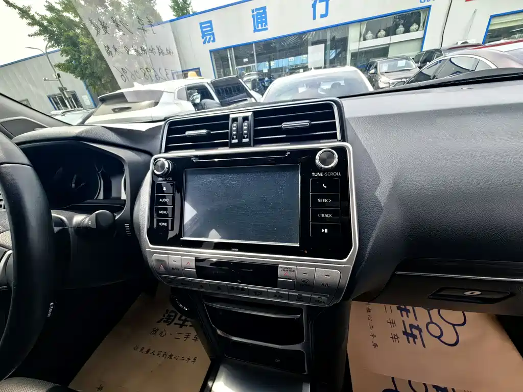Toyota Land Cruiser Prado 2018 3.5L AT TX-L