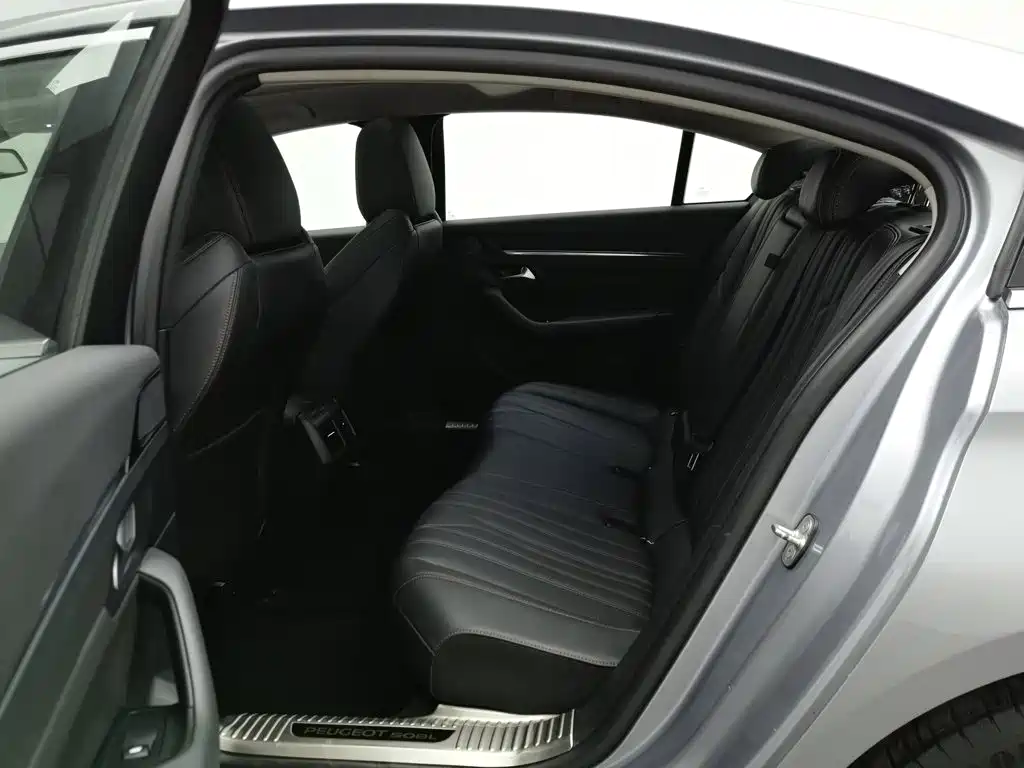 Peugeot 508 — миниатюра 15
