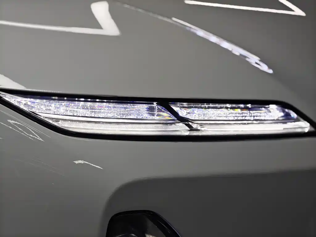 NIO ES8 — миниатюра 19