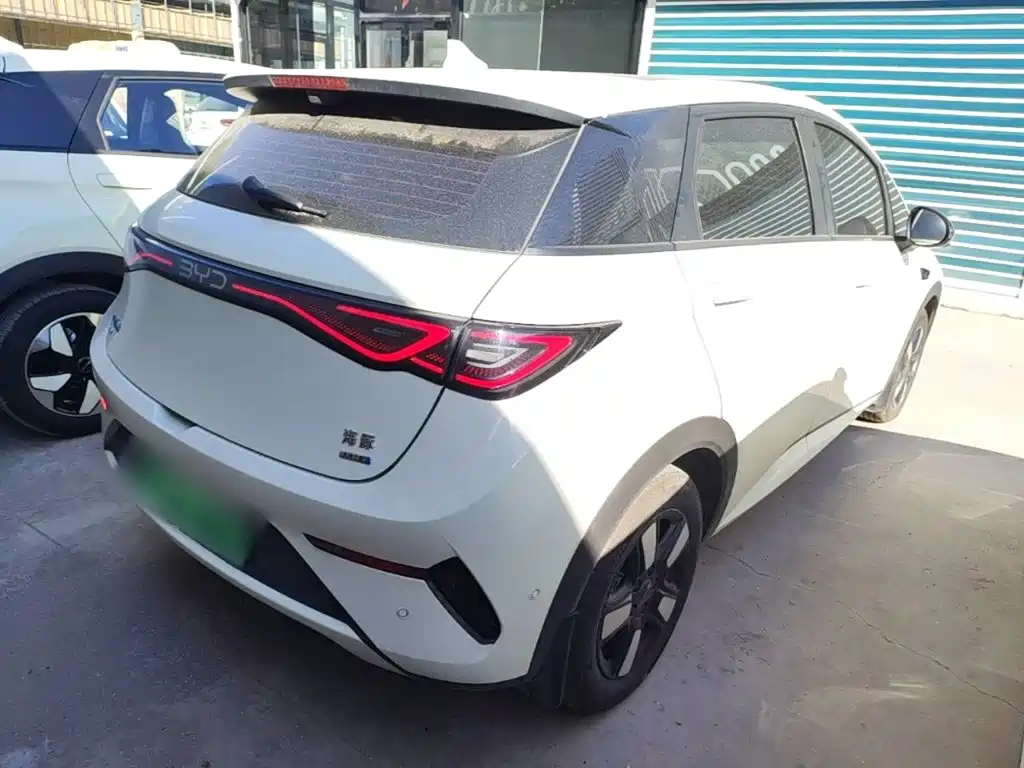 BYD Dolphin — миниатюра 7