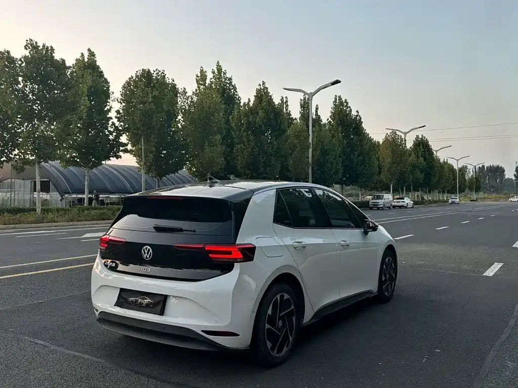 Volkswagen ID.3 — миниатюра 6