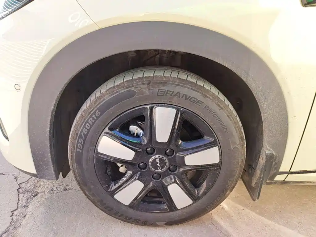 BYD Dolphin — миниатюра 23