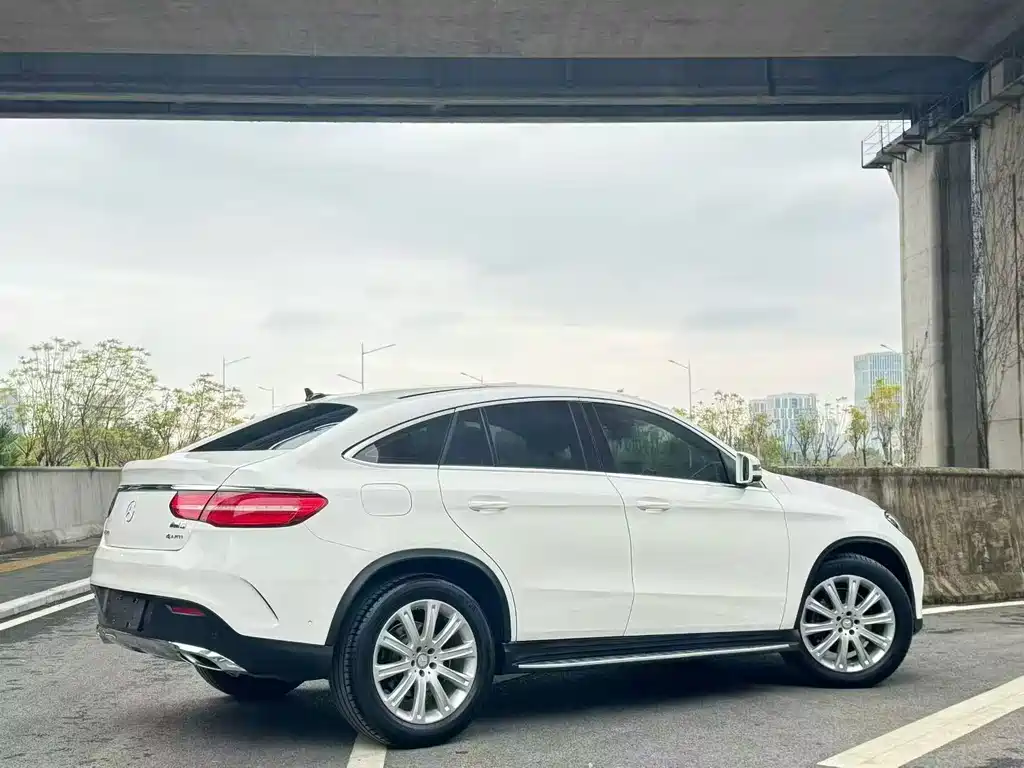 Mercedes-Benz GLE Coupe — миниатюра 9
