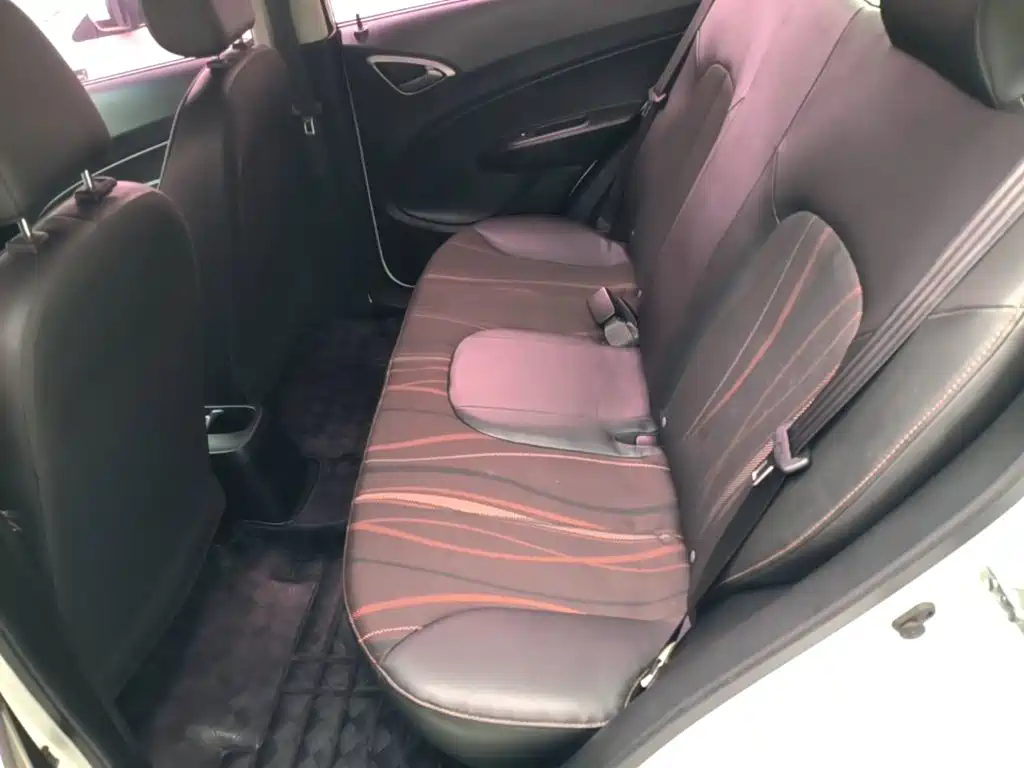 Chevrolet Sail — миниатюра 17