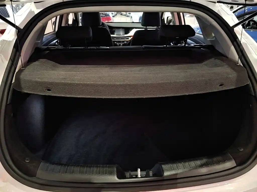 Changan Eado XT — миниатюра 19