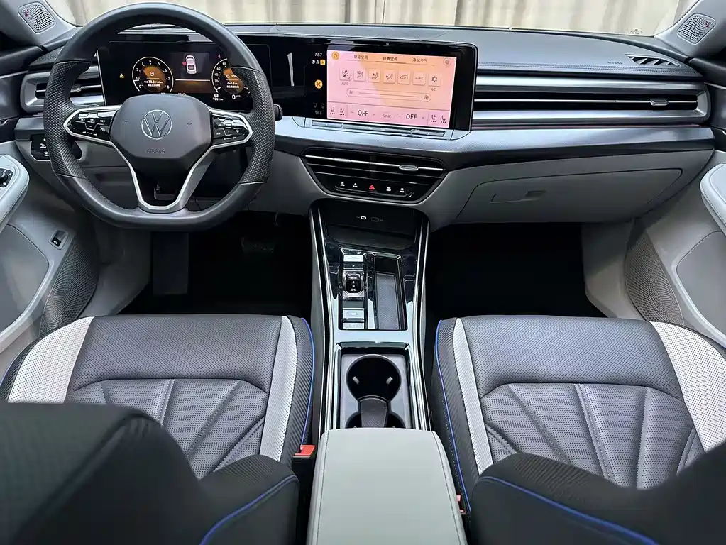 Volkswagen Lamando 2022 L 280TSI DSG Flagship