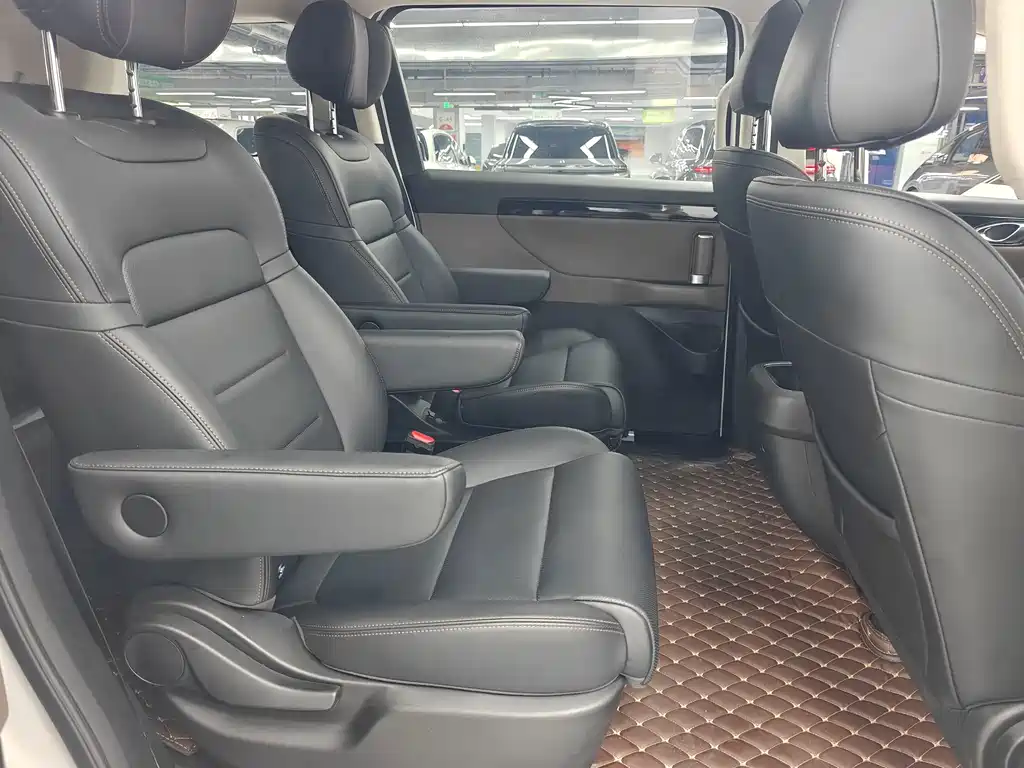 GAC Motor Trumpchi E8 PHEV — миниатюра 8
