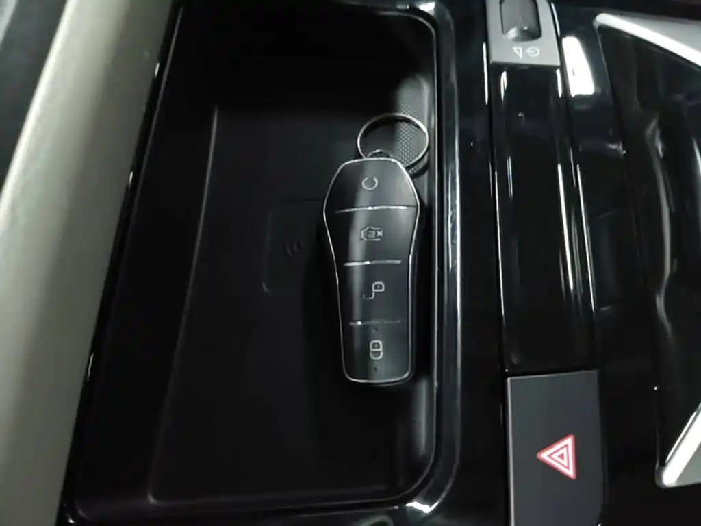 BYD Yuan Pro — миниатюра 9