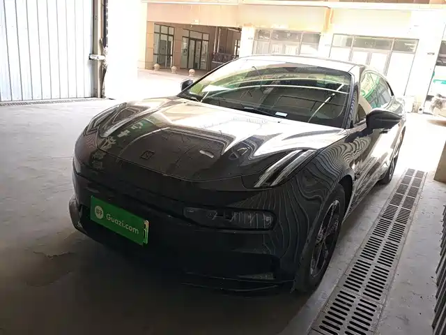 2023 Zeekr 001
