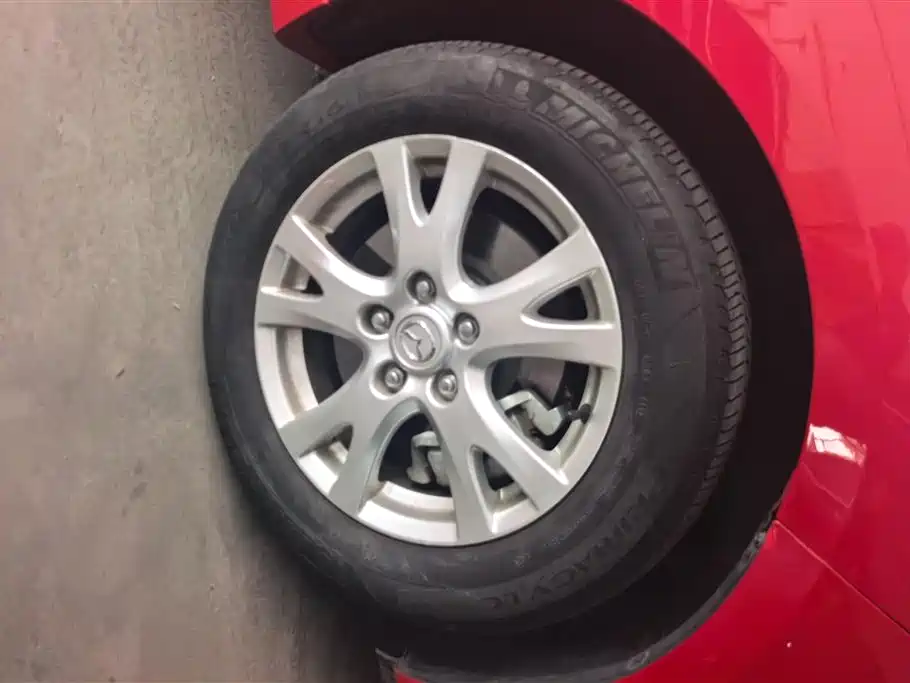 Mazda Ruiyi 2012 2.0L AT Elite