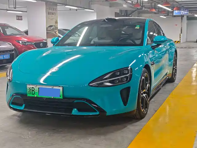 XIAOMI CAR XIAOMI SU7 2025