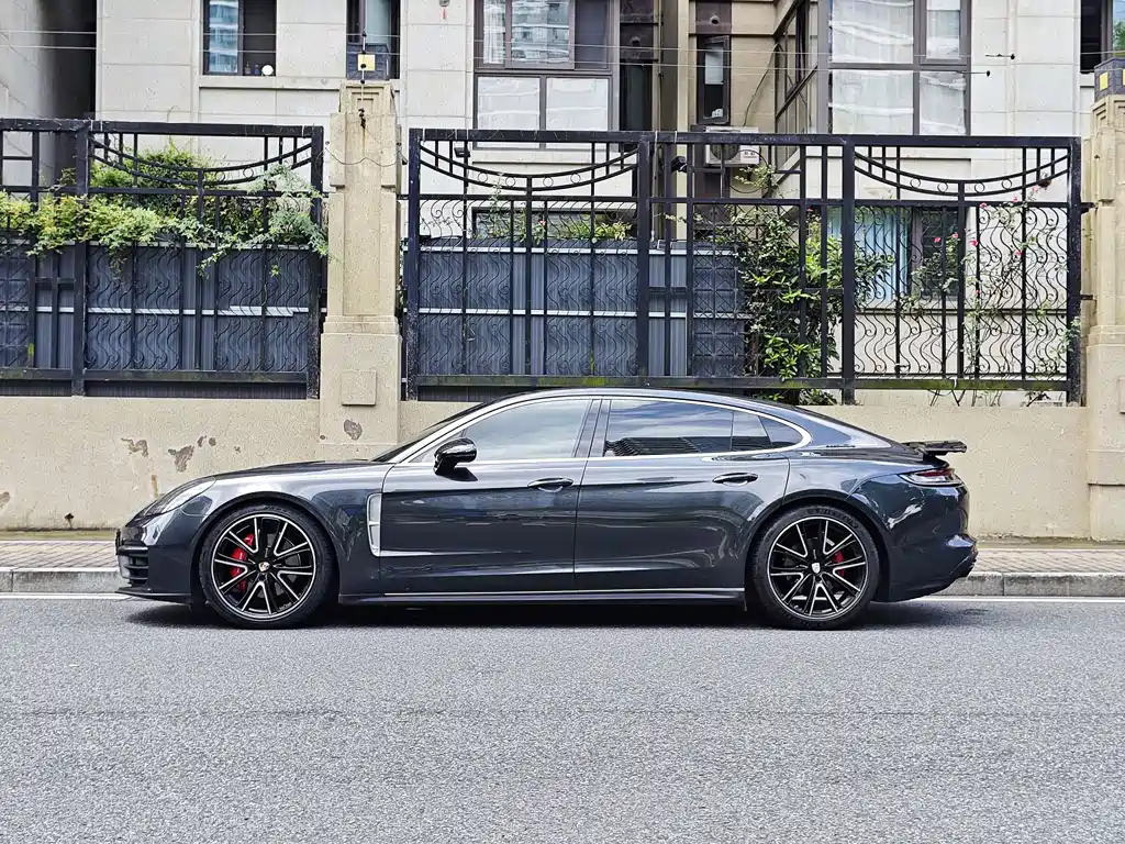 Porsche Panamera — миниатюра 4