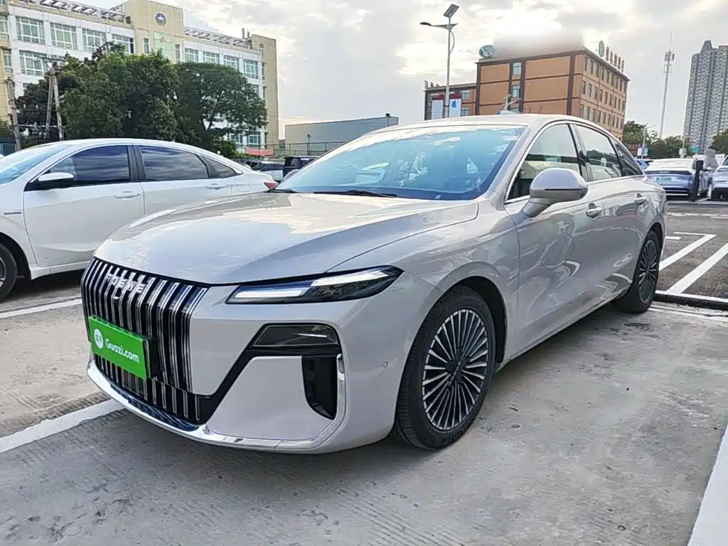 Roewe M7 DMH