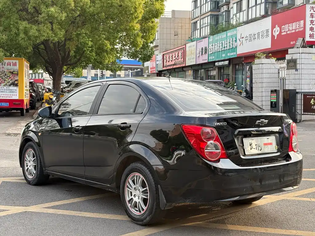 Chevrolet Aveo — миниатюра 13