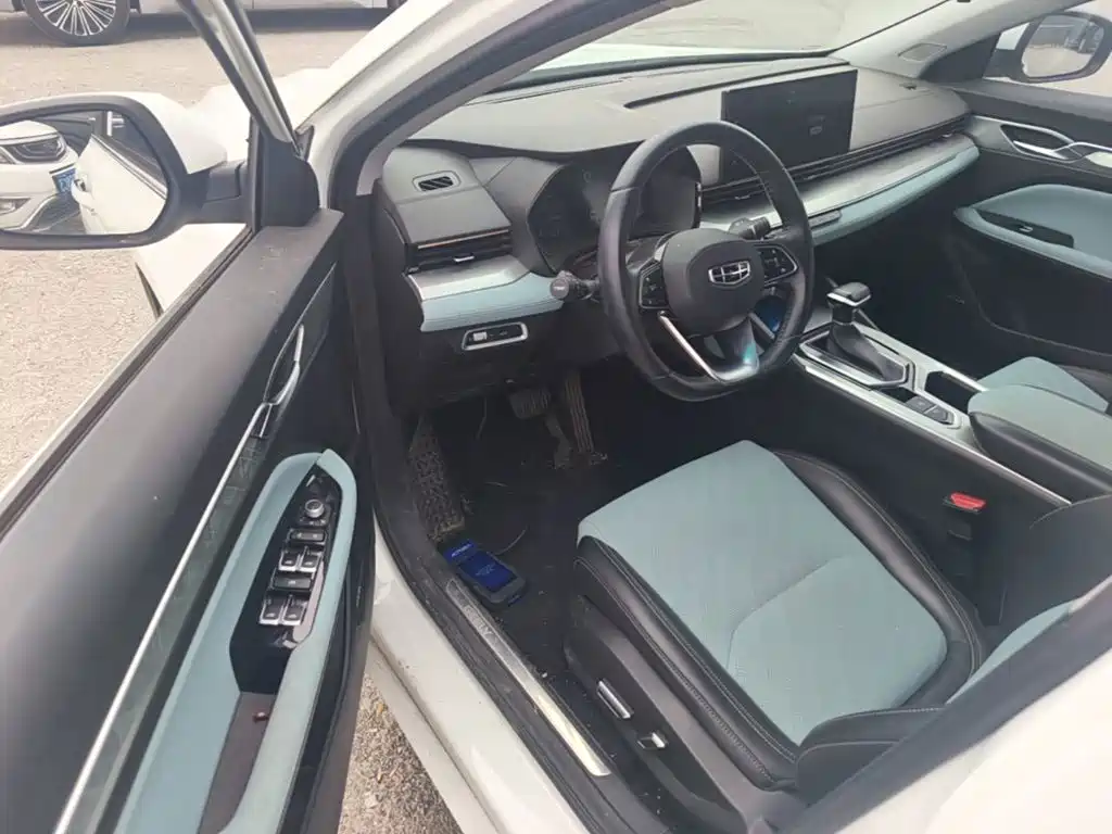 Geely Emgrand L — миниатюра 14