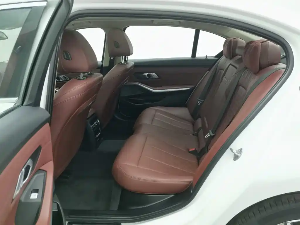 BMW 3 Series — миниатюра 15