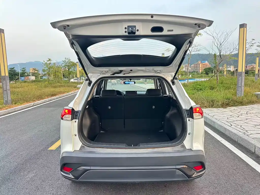 Toyota Frontlander — миниатюра 17
