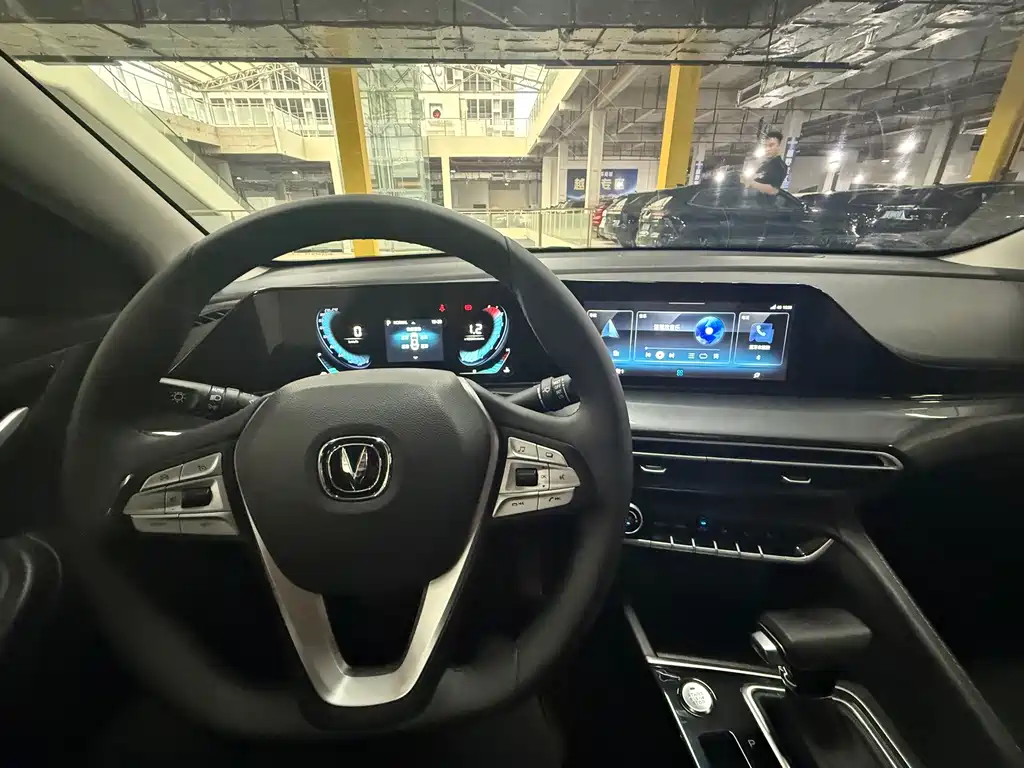 Changan Eado — миниатюра 9
