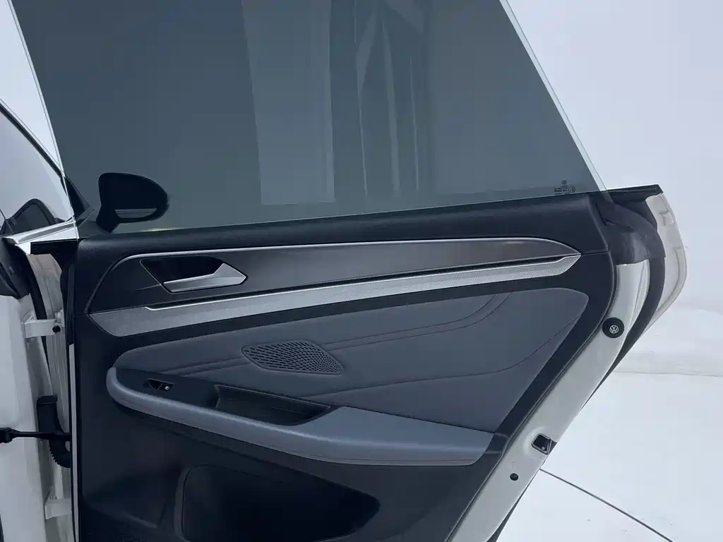 Volkswagen Lamando — миниатюра 20