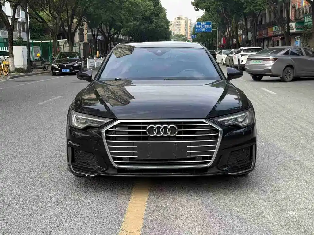 Купить Audi A6L
