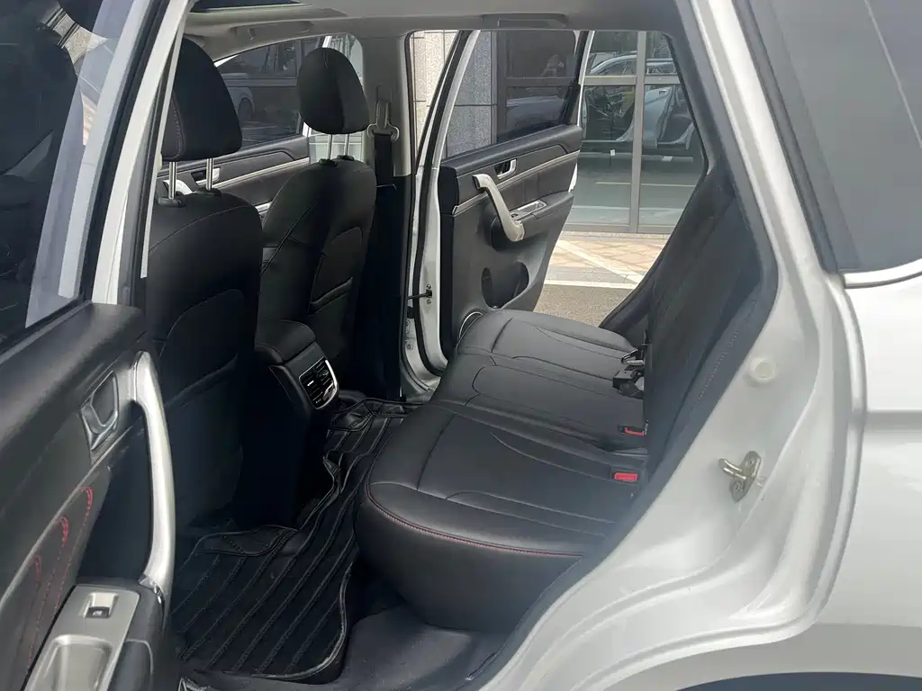Haval M6 — миниатюра 9