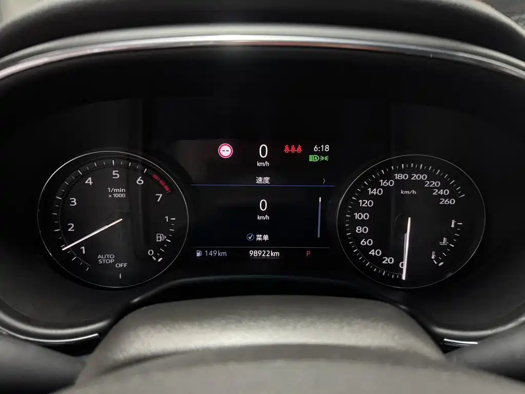 Cadillac CT5 — миниатюра 11