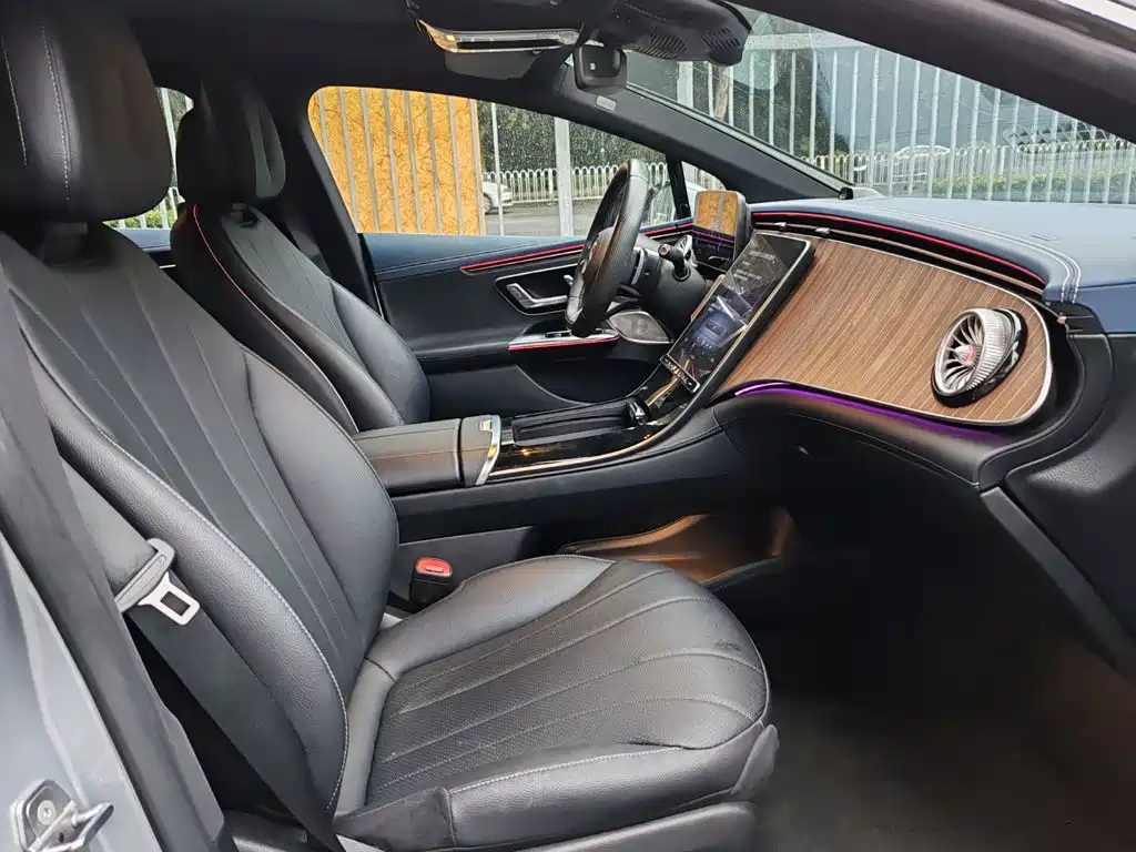 Mercedes-Benz EQE — миниатюра 11