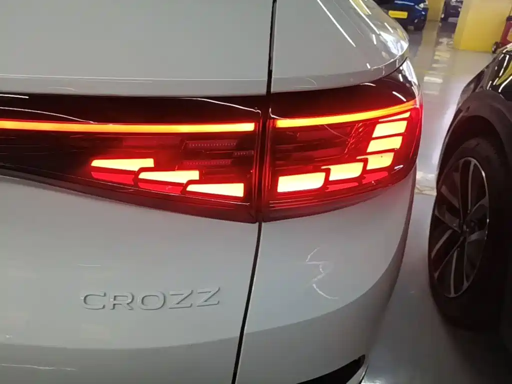 Volkswagen ID.4 Crozz — миниатюра 8