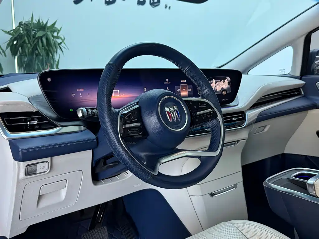 Buick Century — миниатюра 8
