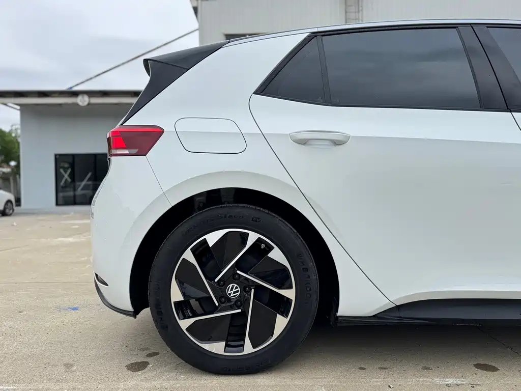 Volkswagen ID.3 — миниатюра 9