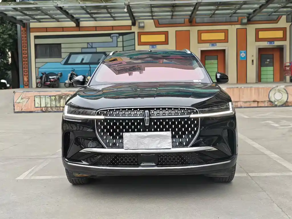 Lincoln Nautilus 2023