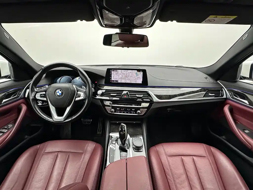 BMW 5 Series — миниатюра 18