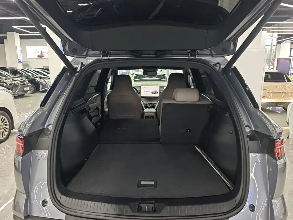 BYD Song Pro DM-i 2023 — фото 18