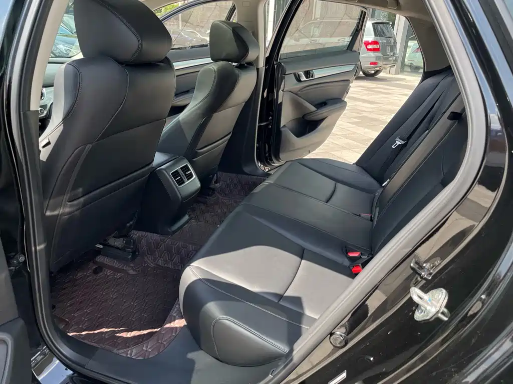 Honda Accord — миниатюра 15