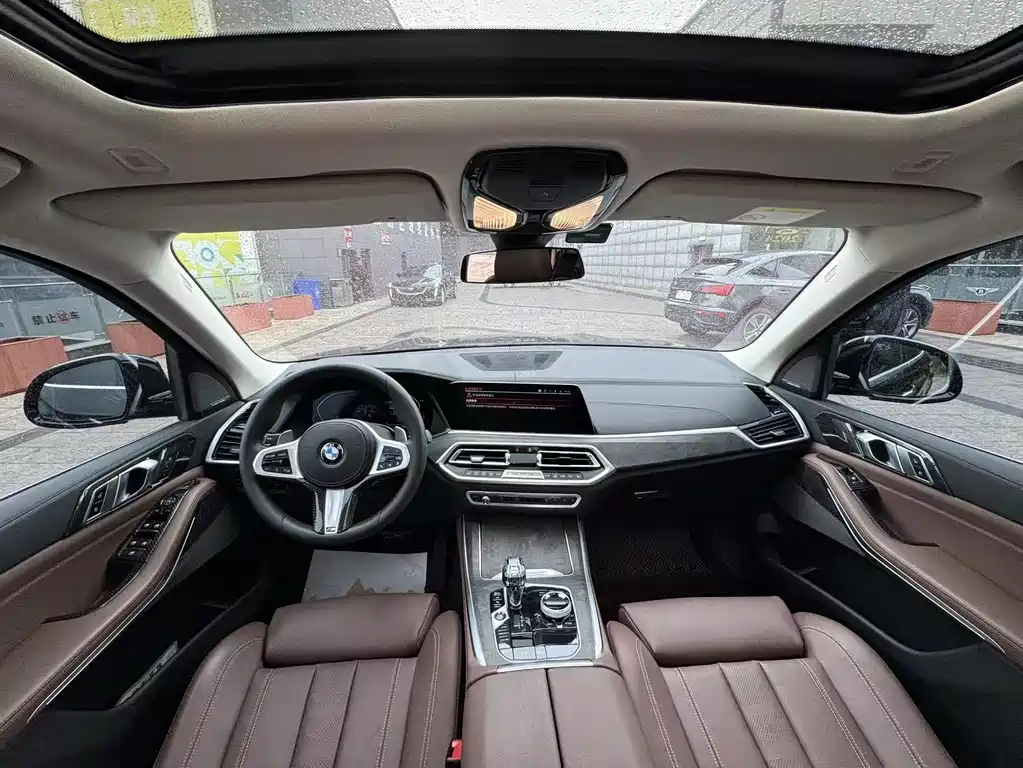 BMW X5 2020 xDrive40i M Sport