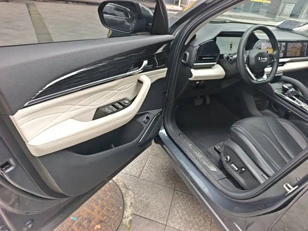 Geely Xingyue L — миниатюра 16