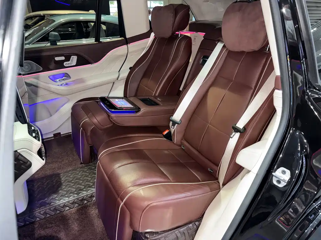 Mercedes-Benz GLS — миниатюра 17