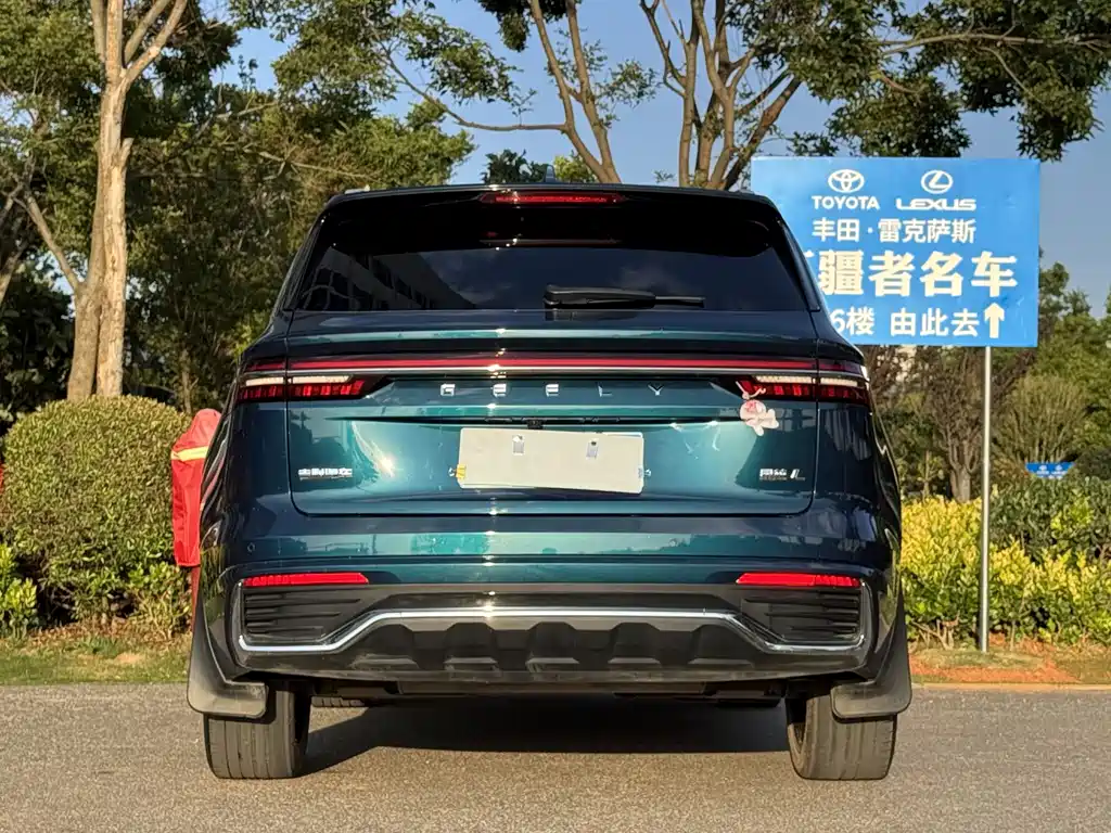 Geely Monjaro L 2023 2.0TD AT Flagship