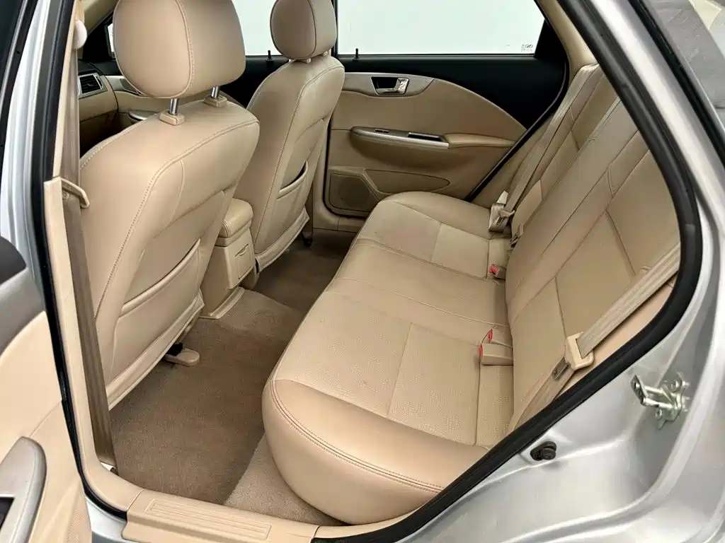 Buick Excelle — миниатюра 7