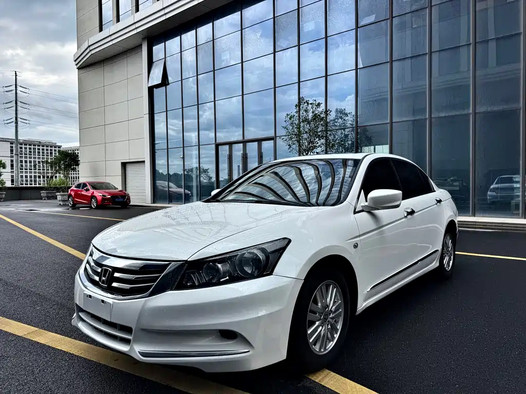 Купить Honda Accord