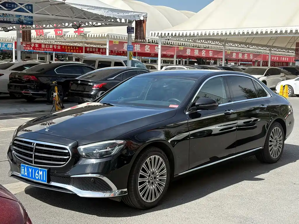 Mercedes-Benz E-Class — миниатюра 3