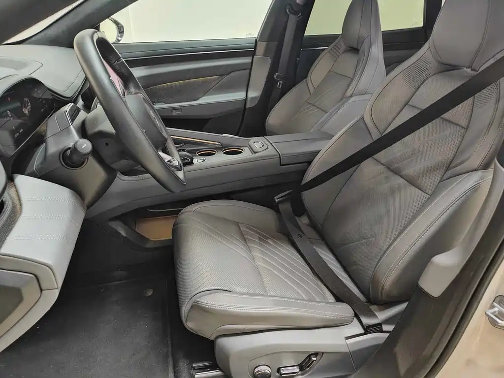 ZEEKR EXTREME KRYPTON 001