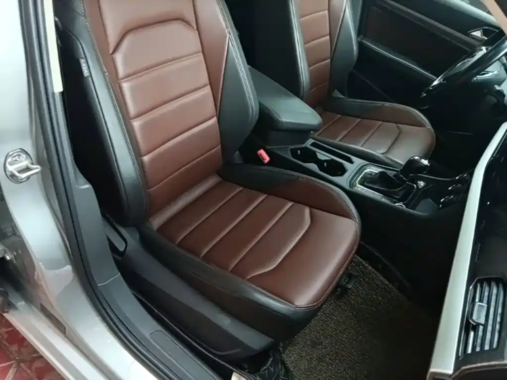 Volkswagen Lavida — миниатюра 25