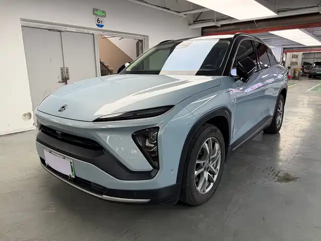 2020 Nio ES6