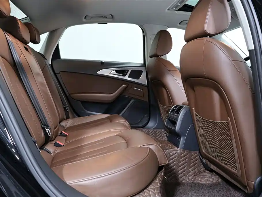 Audi A6L — миниатюра 6