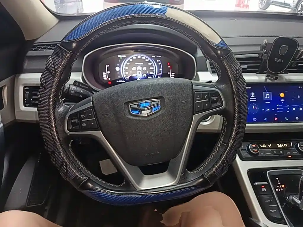 Geely Boyue — миниатюра 11